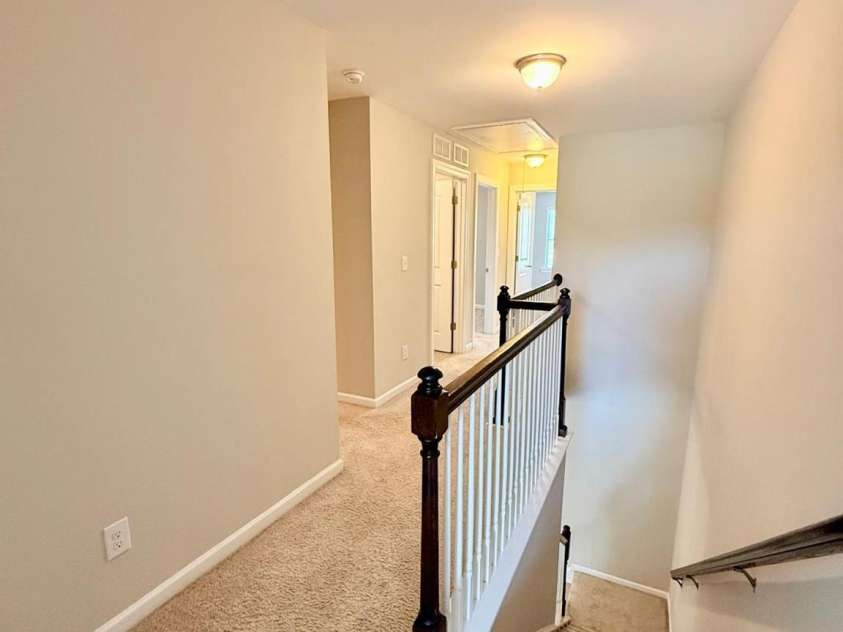 5658 Stonewells Drive, Charlotte, NC 28278.  MLS# CAR4412440, YatesRealty ID 42338. 