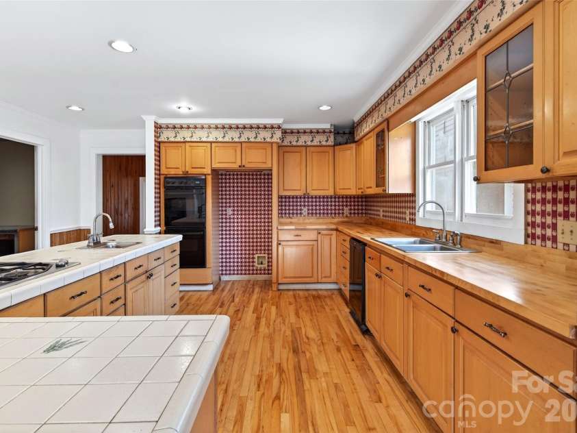 4259 US 70 Road, Marion, NC 28752.  MLS# CAR4340034, YatesRealty ID 4234. 