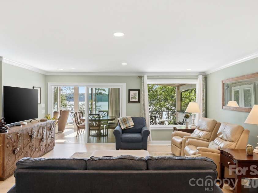 730 Mainsail Road, Salisbury, NC 28146.  MLS# CAR4390444, YatesRealty ID 42340. 