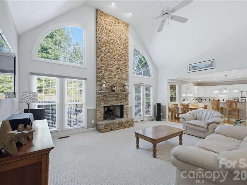 3425 Savannah Hills Drive, Matthews, NC 28105.  MLS# CAR4407068, YatesRealty ID 42341. 
