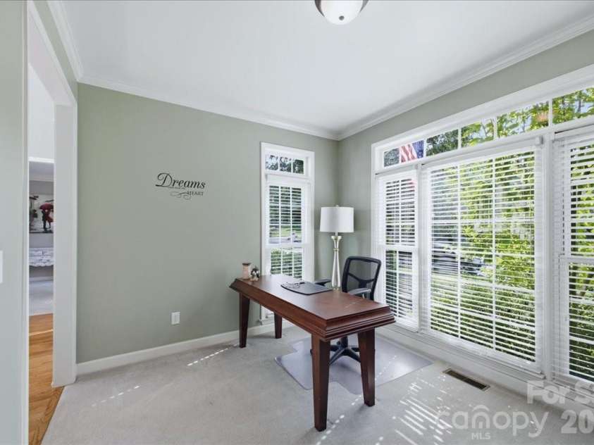 3425 Savannah Hills Drive, Matthews, NC 28105.  MLS# CAR4407068, YatesRealty ID 42341. 