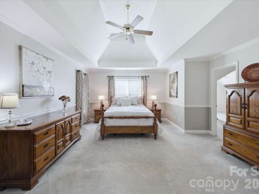 3425 Savannah Hills Drive, Matthews, NC 28105.  MLS# CAR4407068, YatesRealty ID 42341. 