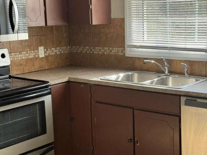 120, 121, 128 Cedar Avenue, Hudson, NC 28638.  MLS# CAR4412691, YatesRealty ID 42342. 