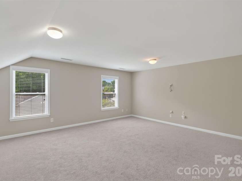 3010 Gilroy Drive, Fort Mill, SC 29707.  MLS# CAR4411123, YatesRealty ID 42343. Third floor bonus room