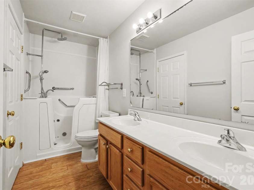 6142 Warrior Avenue, Fort Mill, SC 29707.  MLS# CAR4406387, YatesRealty ID 42344. 