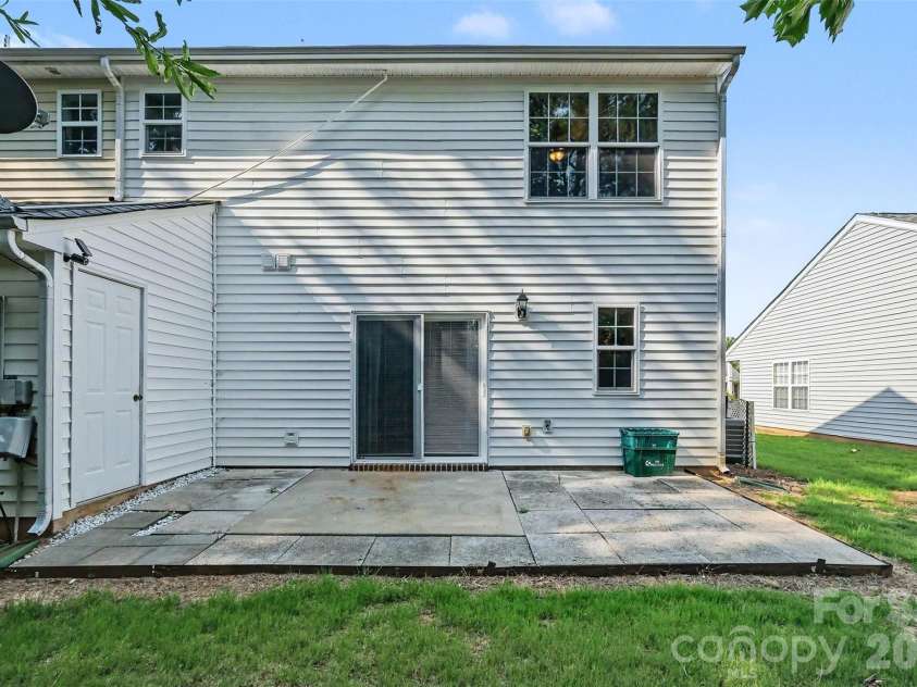 6142 Warrior Avenue, Fort Mill, SC 29707.  MLS# CAR4406387, YatesRealty ID 42344. 