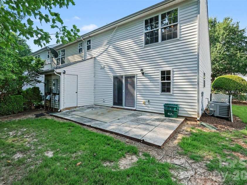 6142 Warrior Avenue, Fort Mill, SC 29707.  MLS# CAR4406387, YatesRealty ID 42344. 