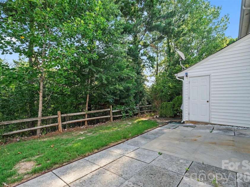 6142 Warrior Avenue, Fort Mill, SC 29707.  MLS# CAR4406387, YatesRealty ID 42344. 