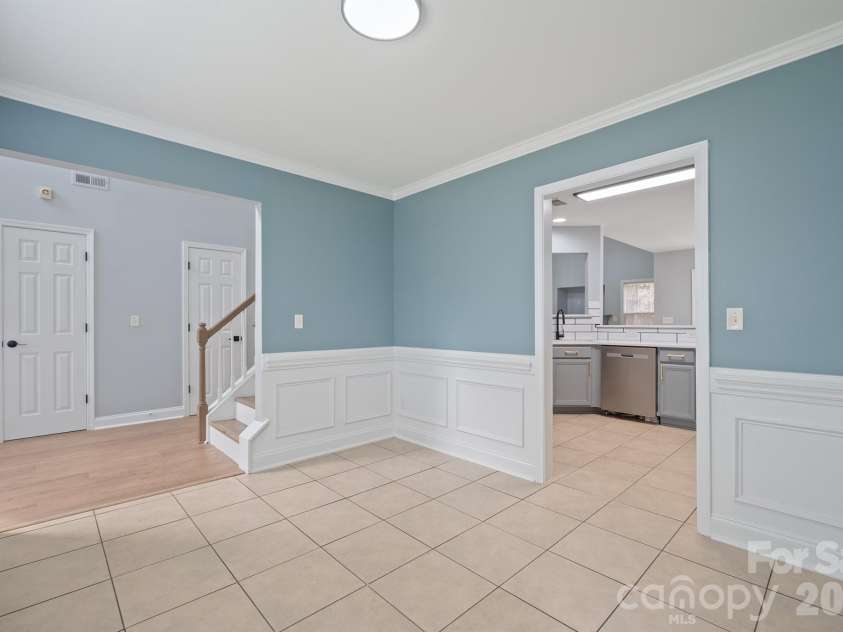 2646 Amber Crest Drive, Gastonia, NC 28052.  MLS# CAR4412046, YatesRealty ID 42345. 