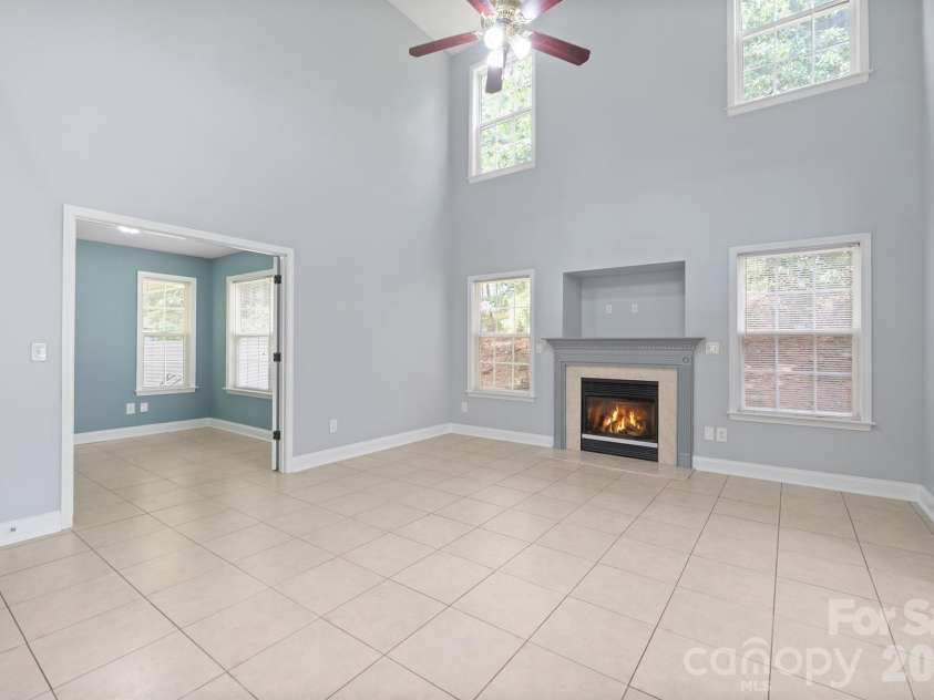 2646 Amber Crest Drive, Gastonia, NC 28052.  MLS# CAR4412046, YatesRealty ID 42345. 