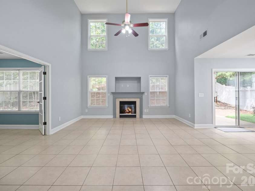 2646 Amber Crest Drive, Gastonia, NC 28052.  MLS# CAR4412046, YatesRealty ID 42345. 