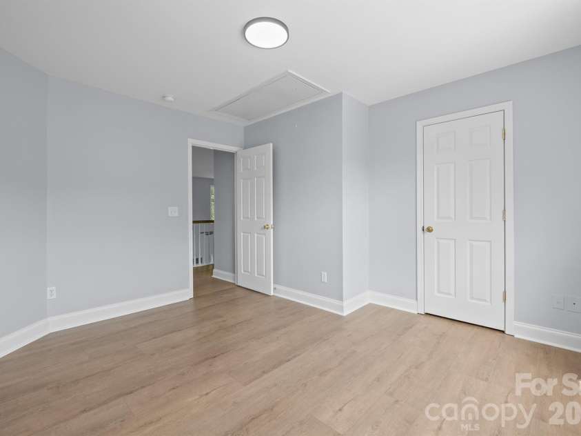 2646 Amber Crest Drive, Gastonia, NC 28052.  MLS# CAR4412046, YatesRealty ID 42345. 