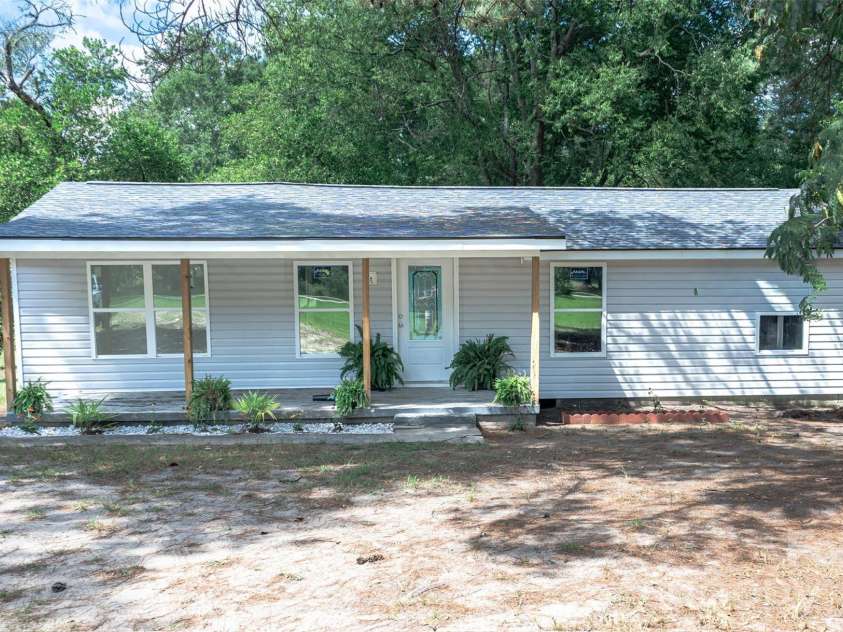3105 Evelyn Circle, Darlington, SC 29540.  MLS# CAR4411773, YatesRealty ID 42346. 