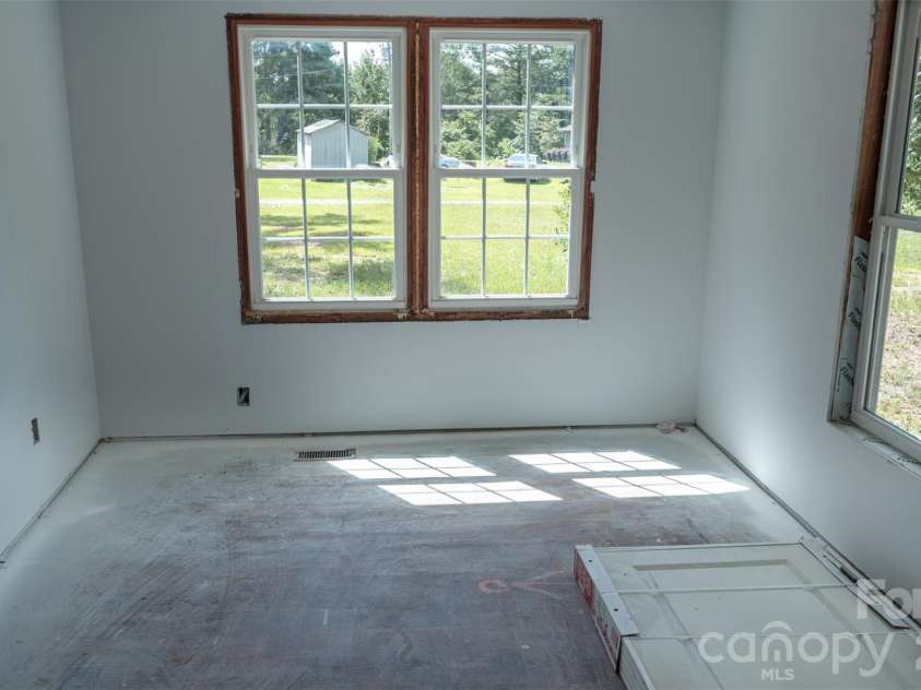 3105 Evelyn Circle, Darlington, SC 29540.  MLS# CAR4411773, YatesRealty ID 42346. 