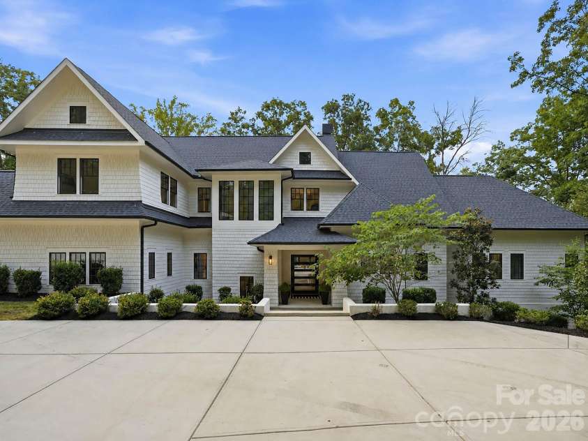 13702 Sage Thrasher Lane, Charlotte, NC 28278.  MLS# CAR4405841, YatesRealty ID 42347. 