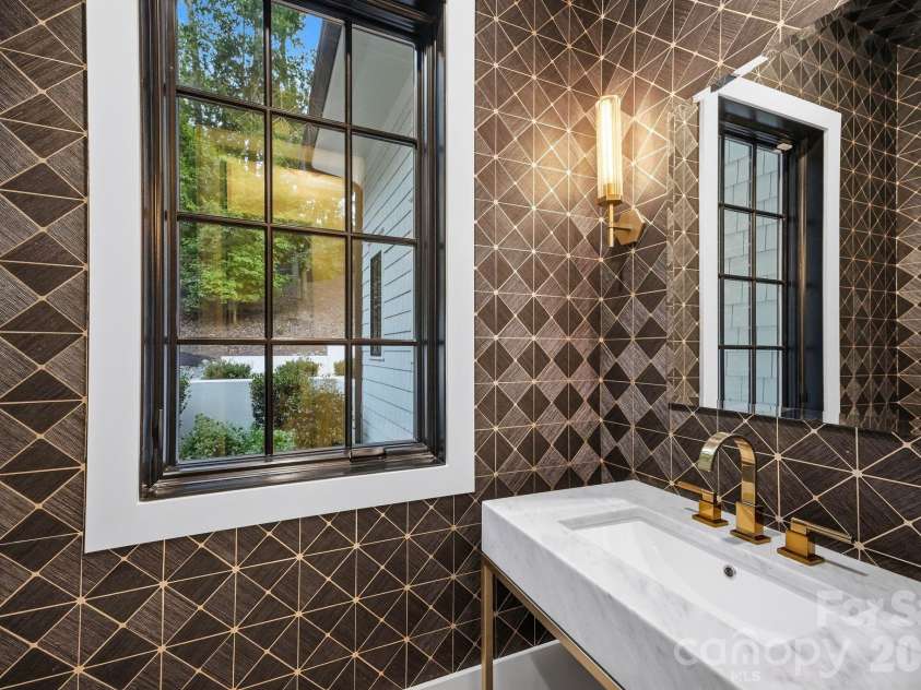 13702 Sage Thrasher Lane, Charlotte, NC 28278.  MLS# CAR4405841, YatesRealty ID 42347. 