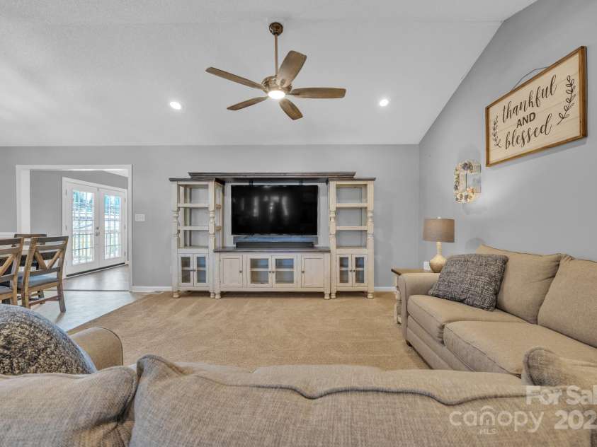 1584 Beverly Lane, Lincolnton, NC 28092.  MLS# CAR4241125, YatesRealty ID 4235. 