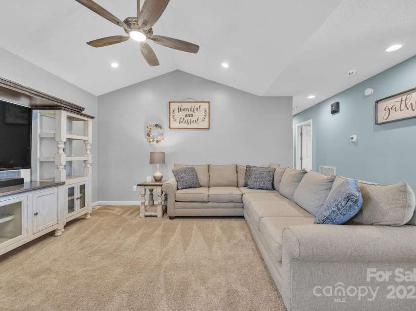 1584 Beverly Lane, Lincolnton, NC 28092.  MLS# CAR4241125, YatesRealty ID 4235. 