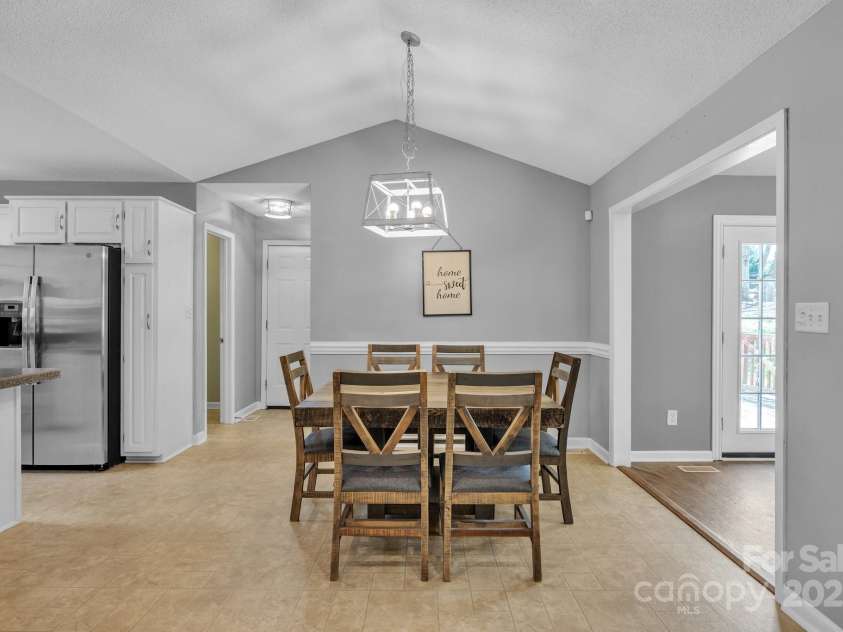 1584 Beverly Lane, Lincolnton, NC 28092.  MLS# CAR4241125, YatesRealty ID 4235. 