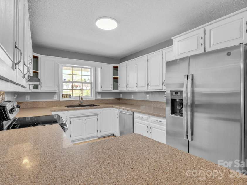 1584 Beverly Lane, Lincolnton, NC 28092.  MLS# CAR4241125, YatesRealty ID 4235. 