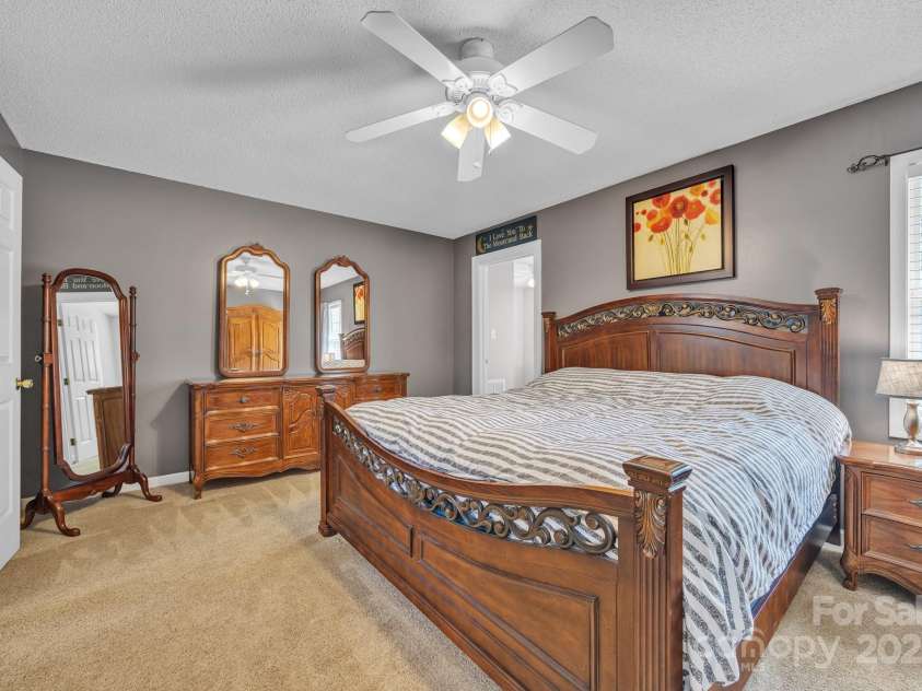 1584 Beverly Lane, Lincolnton, NC 28092.  MLS# CAR4241125, YatesRealty ID 4235. 