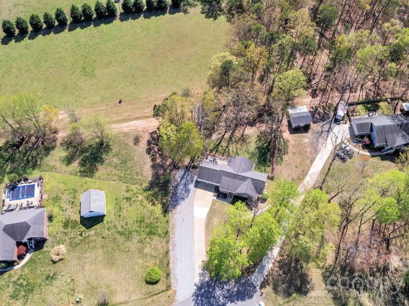 1584 Beverly Lane, Lincolnton, NC 28092.  MLS# CAR4241125, YatesRealty ID 4235. 