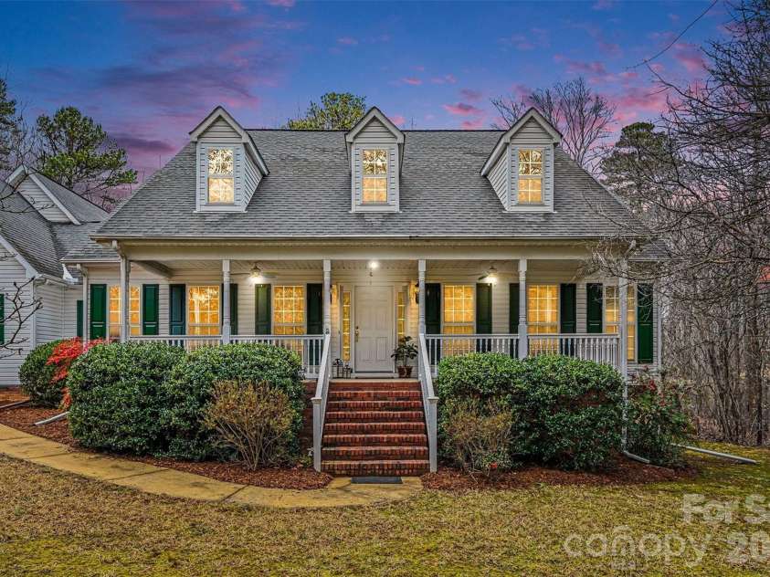 6619 Loblolly Circle, Waxhaw, NC 28173.  MLS# CAR4341573, YatesRealty ID 4235. 