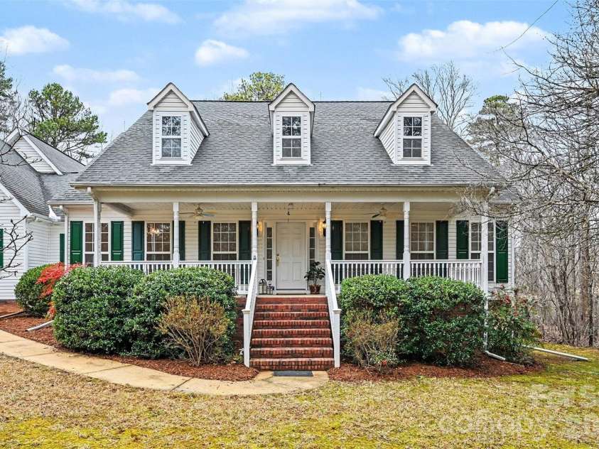 6619 Loblolly Circle, Waxhaw, NC 28173.  MLS# CAR4341573, YatesRealty ID 4235. 