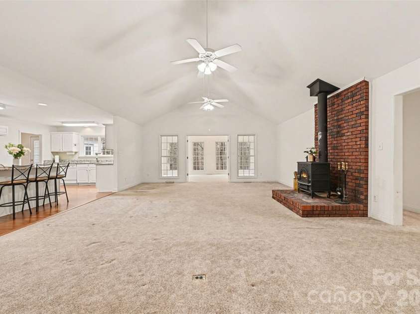 6619 Loblolly Circle, Waxhaw, NC 28173.  MLS# CAR4341573, YatesRealty ID 4235. 