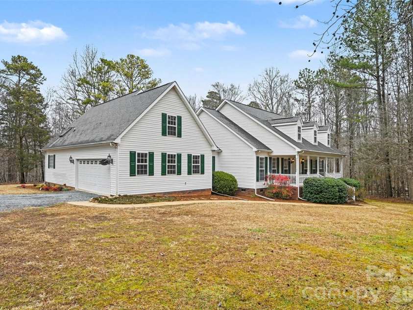 6619 Loblolly Circle, Waxhaw, NC 28173.  MLS# CAR4341573, YatesRealty ID 4235. 