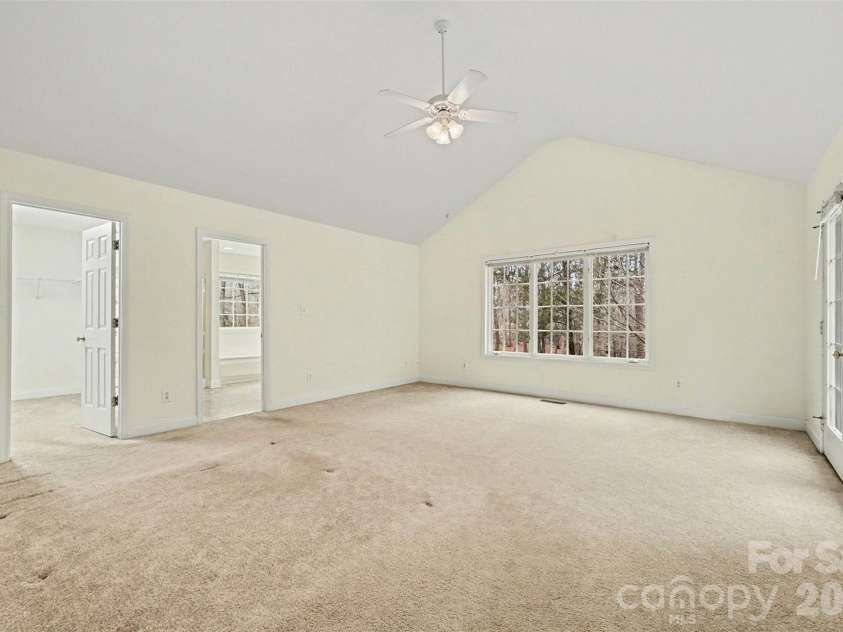 6619 Loblolly Circle, Waxhaw, NC 28173.  MLS# CAR4341573, YatesRealty ID 4235. Primary BR