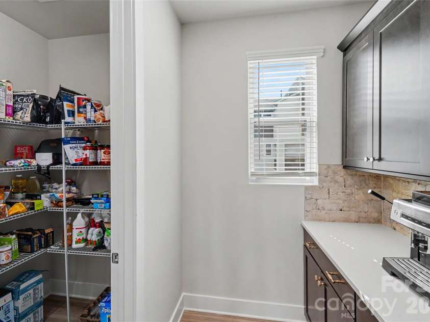 1717 Unison Drive, Charlotte, NC 28262.  MLS# CAR4405855, YatesRealty ID 42350. 