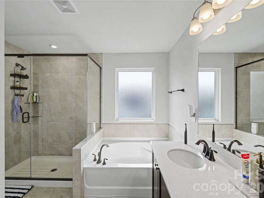 1717 Unison Drive, Charlotte, NC 28262.  MLS# CAR4405855, YatesRealty ID 42350. 
