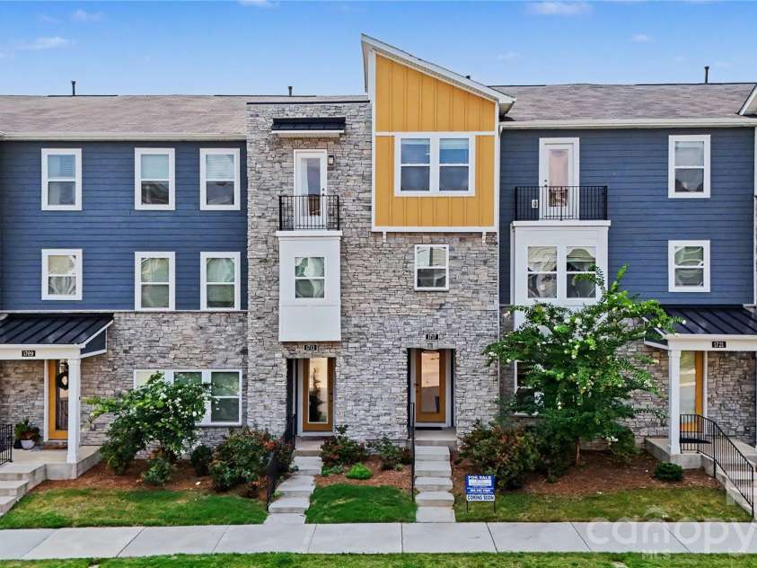 1717 Unison Drive, Charlotte, NC 28262.  MLS# CAR4405855, YatesRealty ID 42350. Welcome Home!