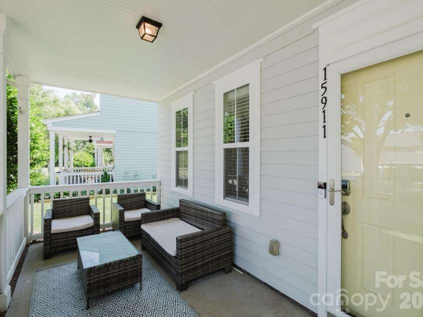 15911 Rose Glenn Lane, Davidson, NC 28036.  MLS# CAR4399213, YatesRealty ID 42351. 