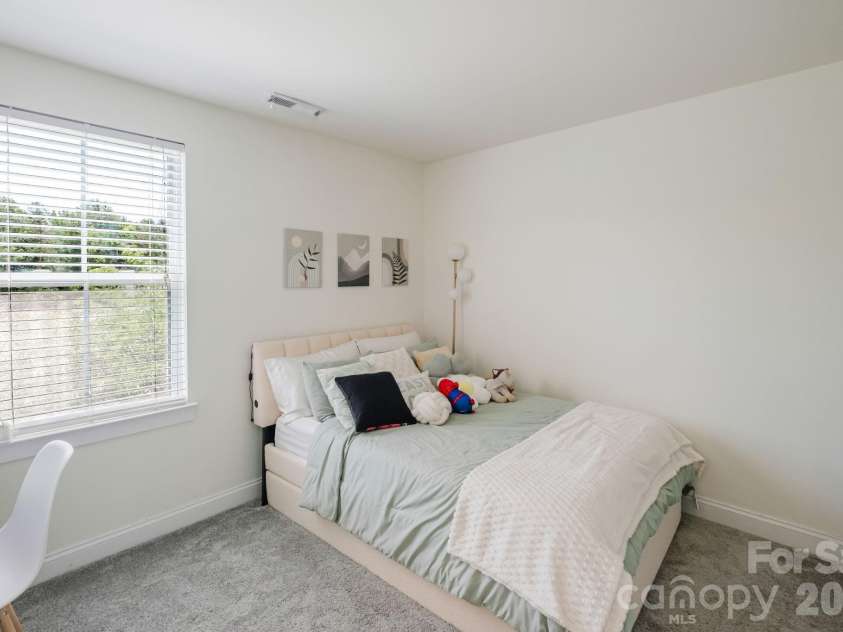 15911 Rose Glenn Lane, Davidson, NC 28036.  MLS# CAR4399213, YatesRealty ID 42351. 