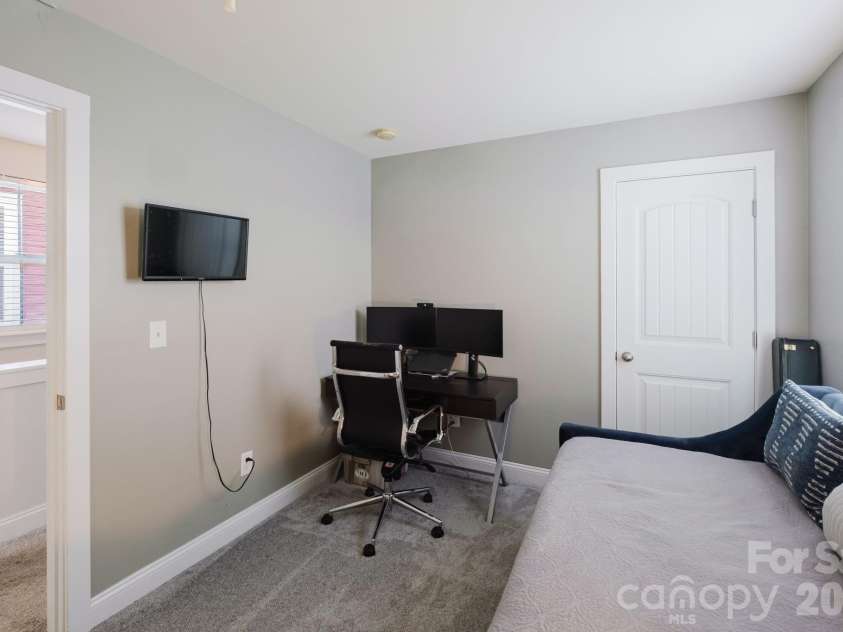 15911 Rose Glenn Lane, Davidson, NC 28036.  MLS# CAR4399213, YatesRealty ID 42351. 