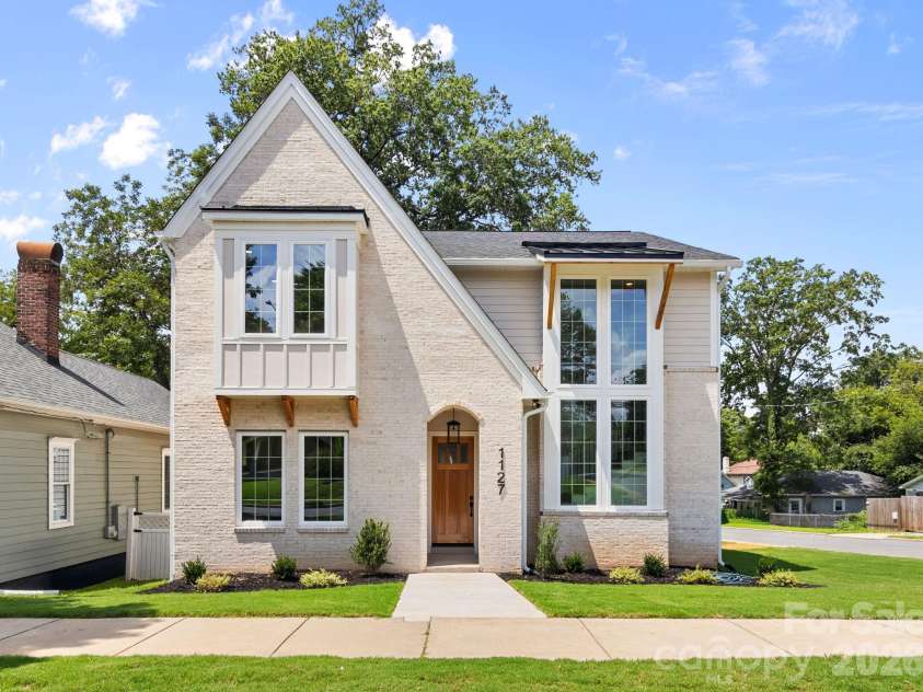 1127 Allen Street, Charlotte, NC 28205.  MLS# CAR4412112, YatesRealty ID 42354. 