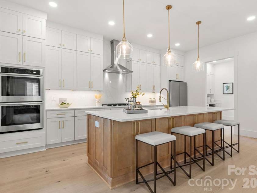 1127 Allen Street, Charlotte, NC 28205.  MLS# CAR4412112, YatesRealty ID 42354. 