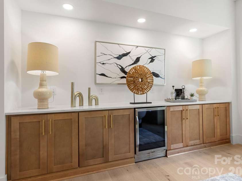 1127 Allen Street, Charlotte, NC 28205.  MLS# CAR4412112, YatesRealty ID 42354. 