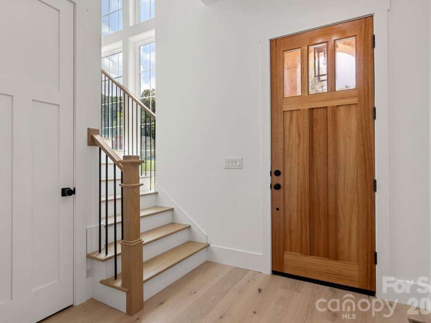 1127 Allen Street, Charlotte, NC 28205.  MLS# CAR4412112, YatesRealty ID 42354. 