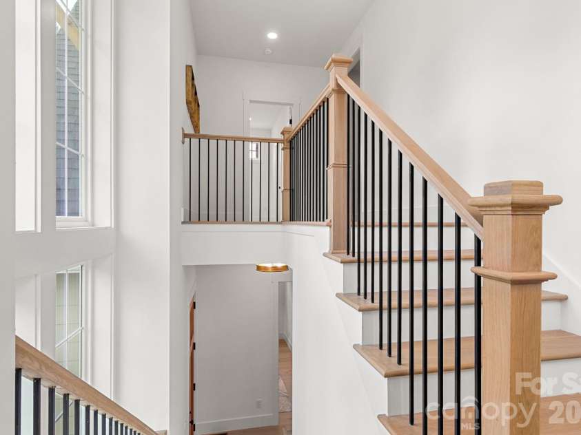 1127 Allen Street, Charlotte, NC 28205.  MLS# CAR4412112, YatesRealty ID 42354. 