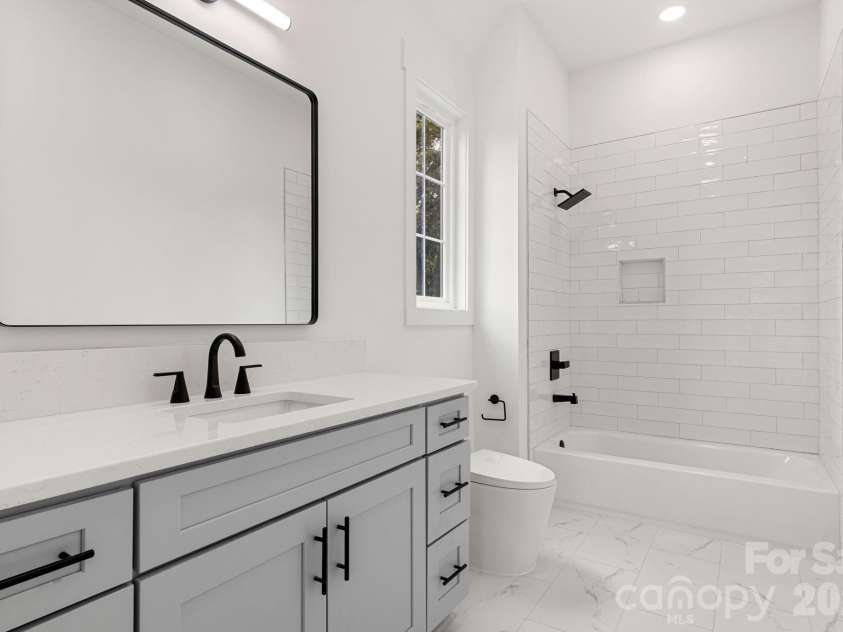 1127 Allen Street, Charlotte, NC 28205.  MLS# CAR4412112, YatesRealty ID 42354. 