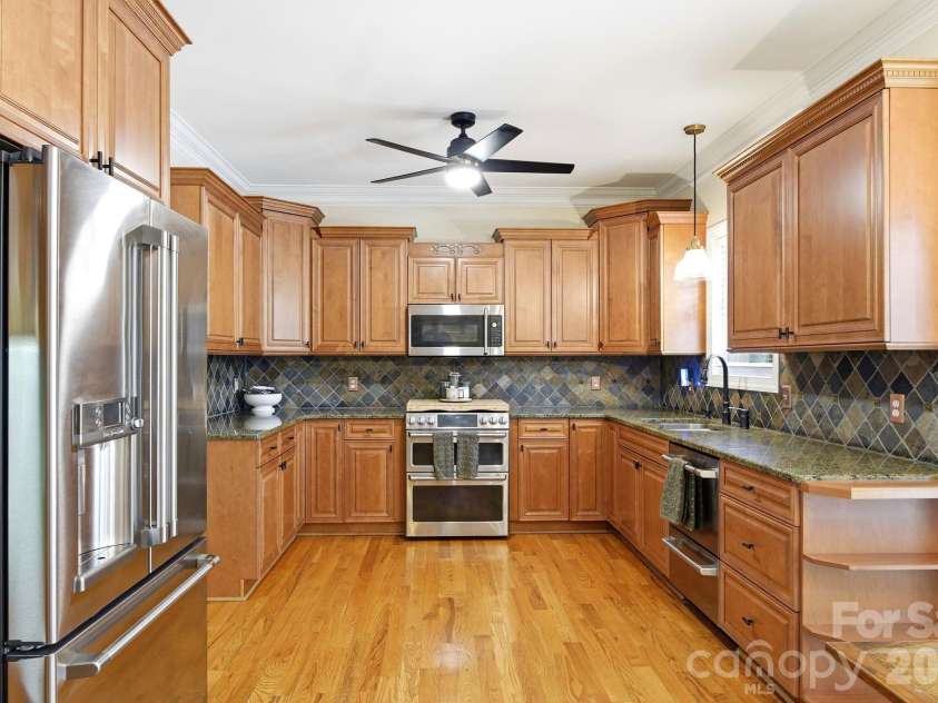 535 Hallman Drive, Rock Hill, SC 29732.  MLS# CAR4411006, YatesRealty ID 42355. 