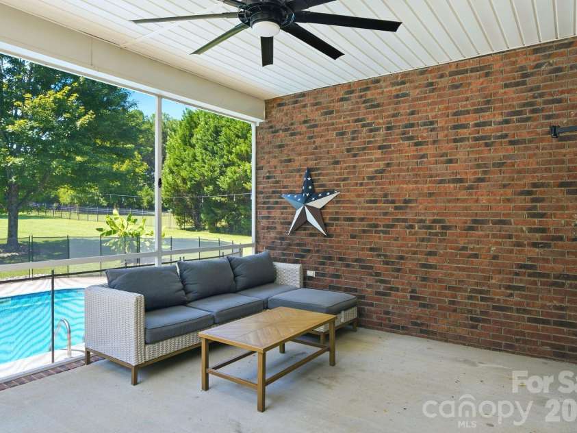 535 Hallman Drive, Rock Hill, SC 29732.  MLS# CAR4411006, YatesRealty ID 42355. 