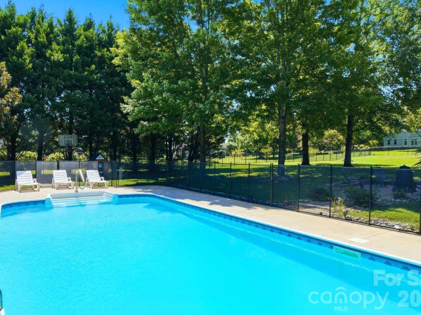 535 Hallman Drive, Rock Hill, SC 29732.  MLS# CAR4411006, YatesRealty ID 42355. 
