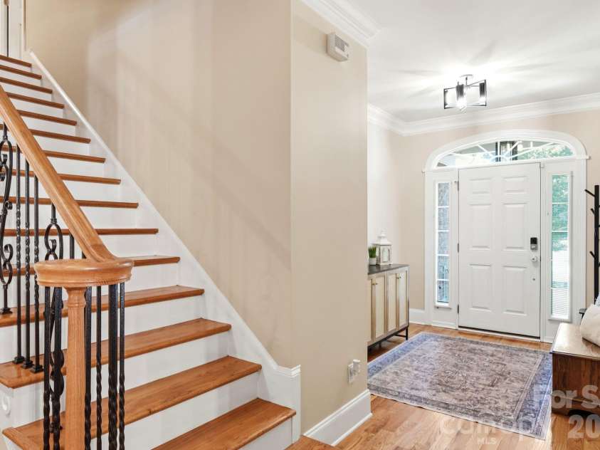 535 Hallman Drive, Rock Hill, SC 29732.  MLS# CAR4411006, YatesRealty ID 42355. Foyer