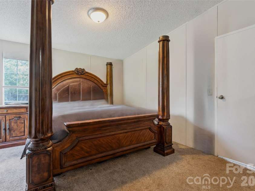 912 Grace Drive, Stanley, NC 28164.  MLS# CAR4406122, YatesRealty ID 42356. 