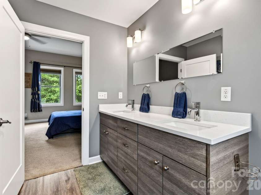 66 Burton Street, Asheville, NC 28806.  MLS# CAR4404970, YatesRealty ID 42359. 