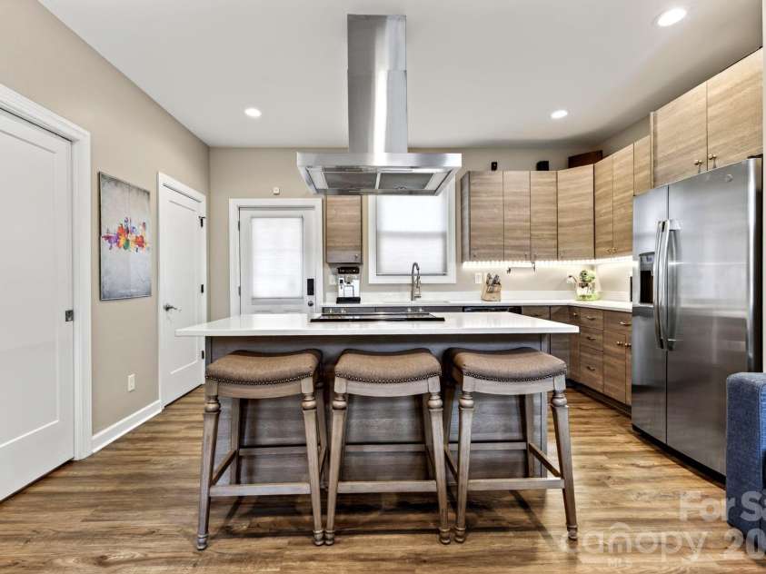 66 Burton Street, Asheville, NC 28806.  MLS# CAR4404970, YatesRealty ID 42359. Open-plan Kitchen with breakfast bar